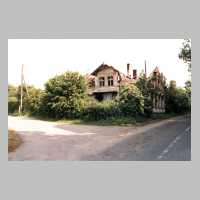 111-1359 Das Anfang 2006 abgebrannte Haus in Wehlau. Bis 1945 haben Robert und Erna Sperber in diesem Haus.jpg